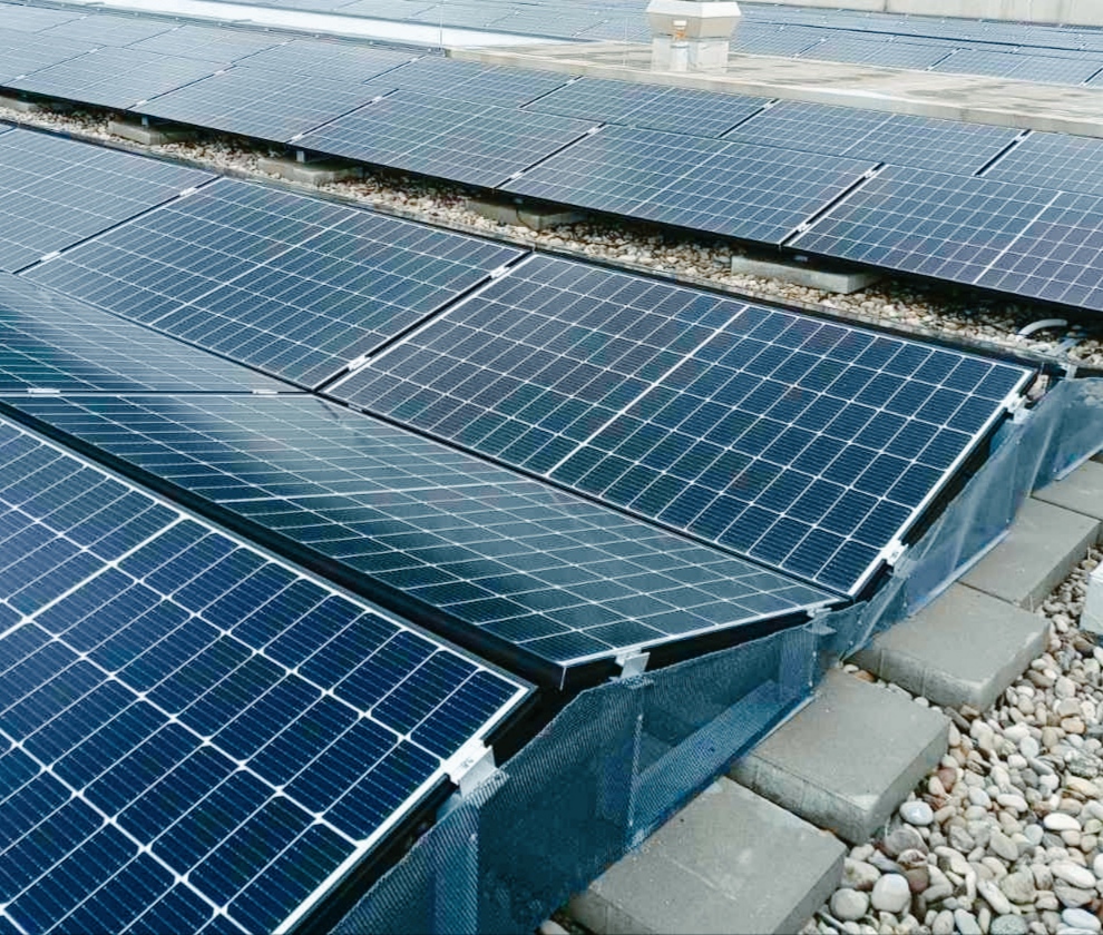 Mostar - solarna elektrana na krovu by EMT SOLAR